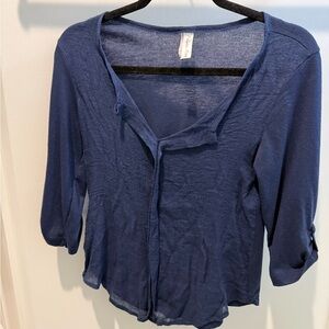 Women's Blue Top